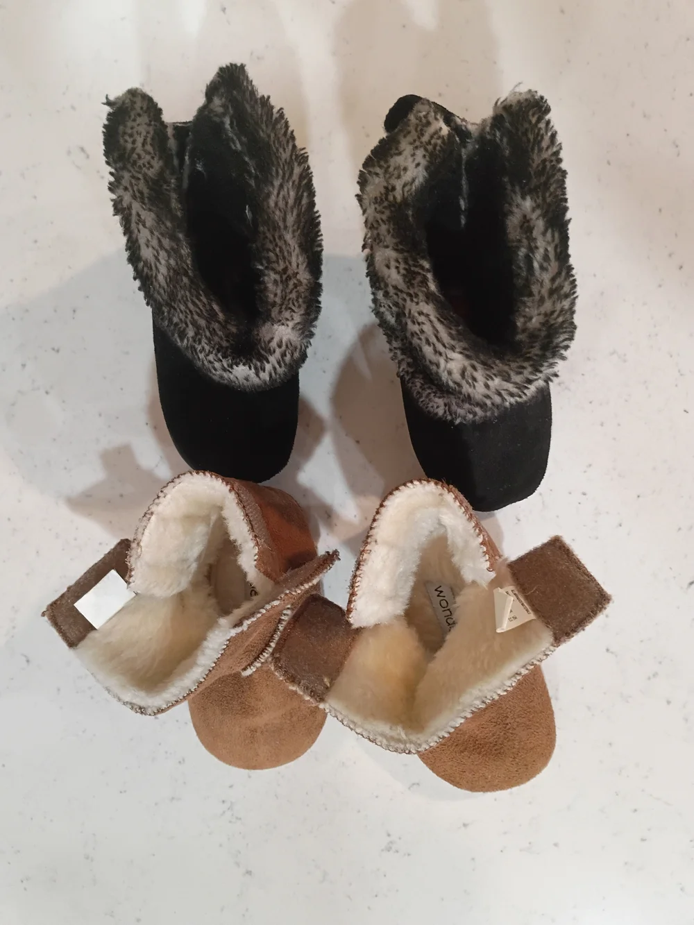 Baby Booties 2 Pair Set Brown & Black Size 4